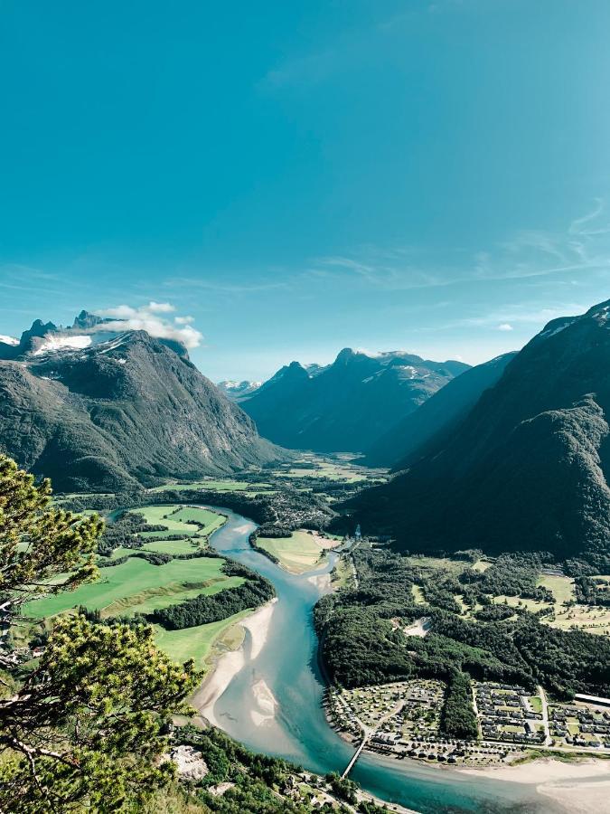 Andalsnes Hytteutleie Экстерьер фото