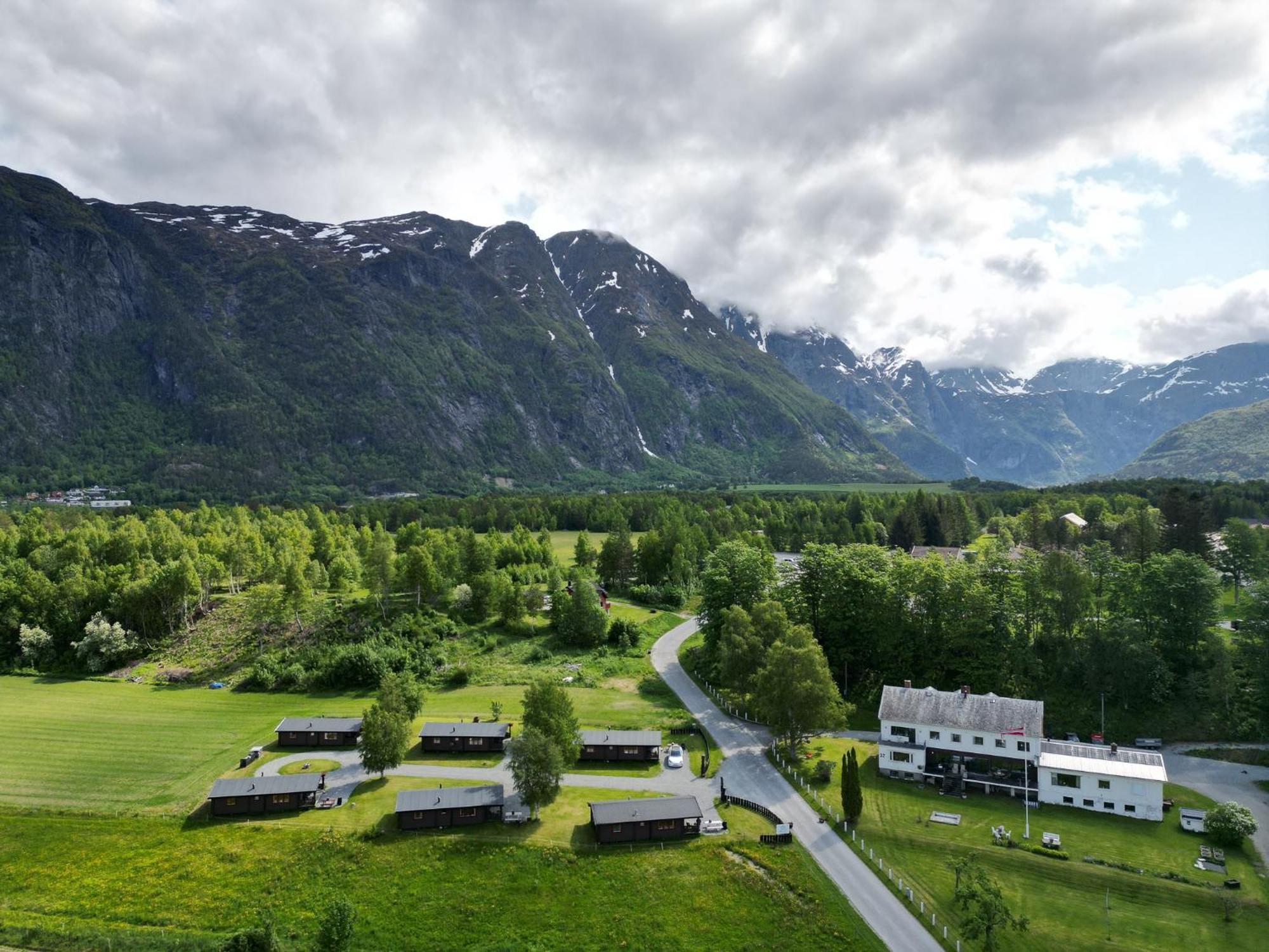Andalsnes Hytteutleie Экстерьер фото